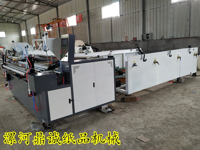 1880型全自動衛(wèi)生紙復(fù)卷機(jī)